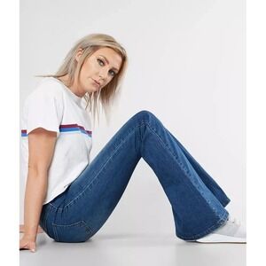 Newbury Kustom Womens Jeans M Medium Mid Rise Flare Stretch Wash Pull On 34" L